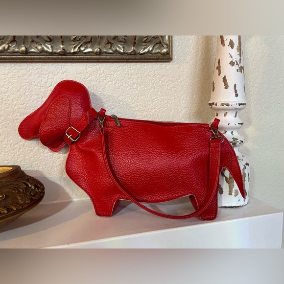 ONLY ONE: Playful Red Dog-Shaped Purse/Bag and Bag Charm/Keychain Made in Italy - Picture 4 of 16